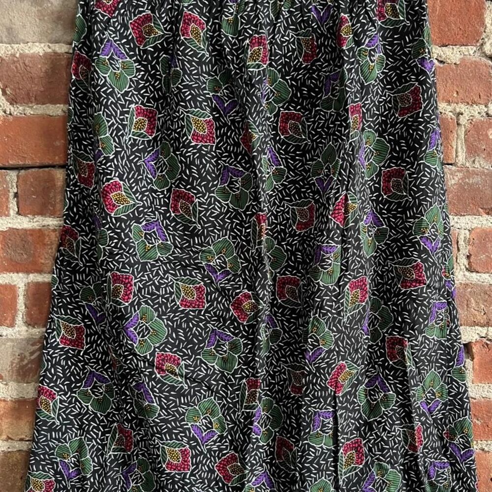 Vintage 90s Floral Print Cotton Midi Skirt Black Pink Purple Size Small